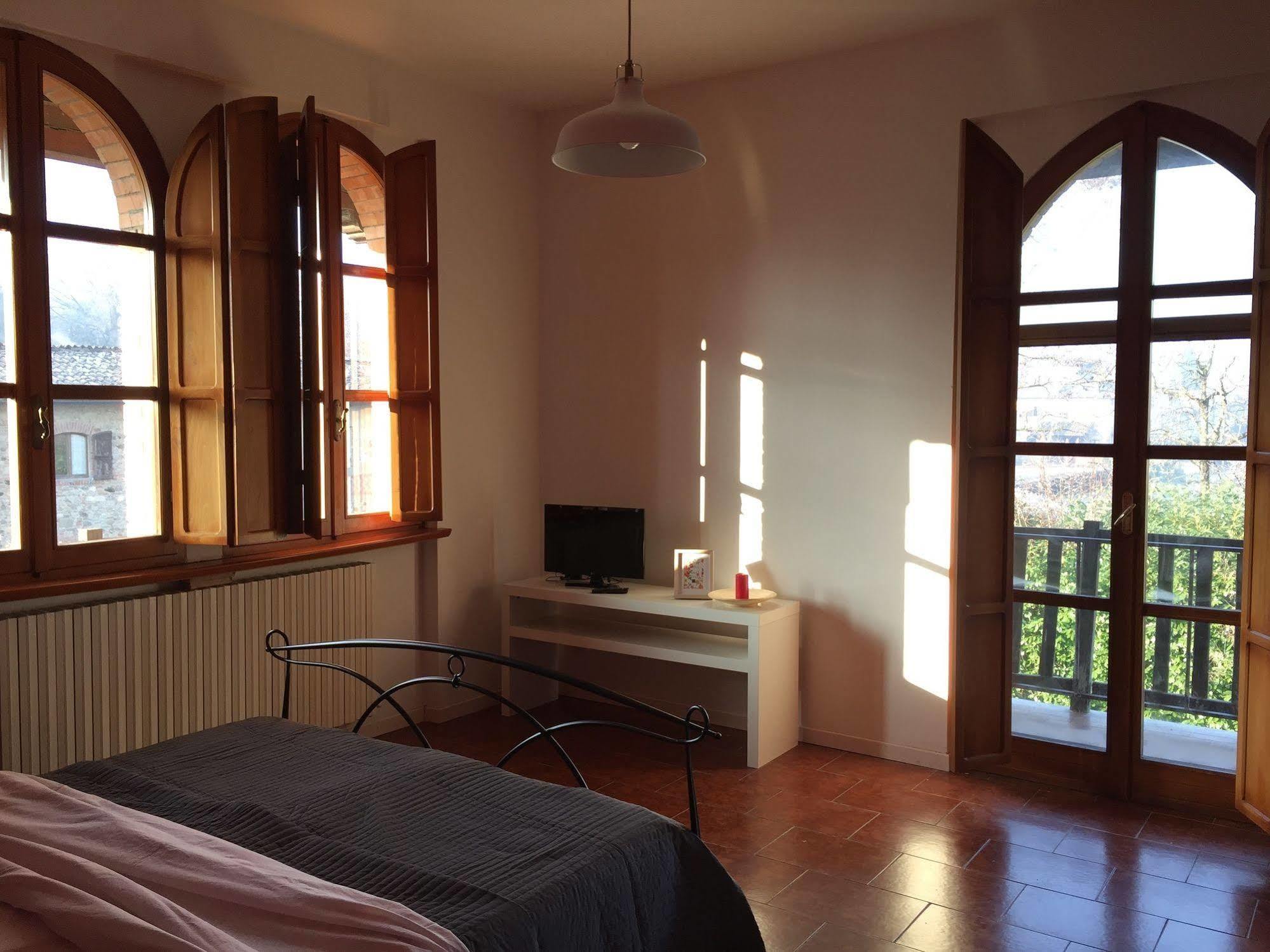 Senza Tempo Room & Breakfast Grazzano Visconti Eksteriør bilde